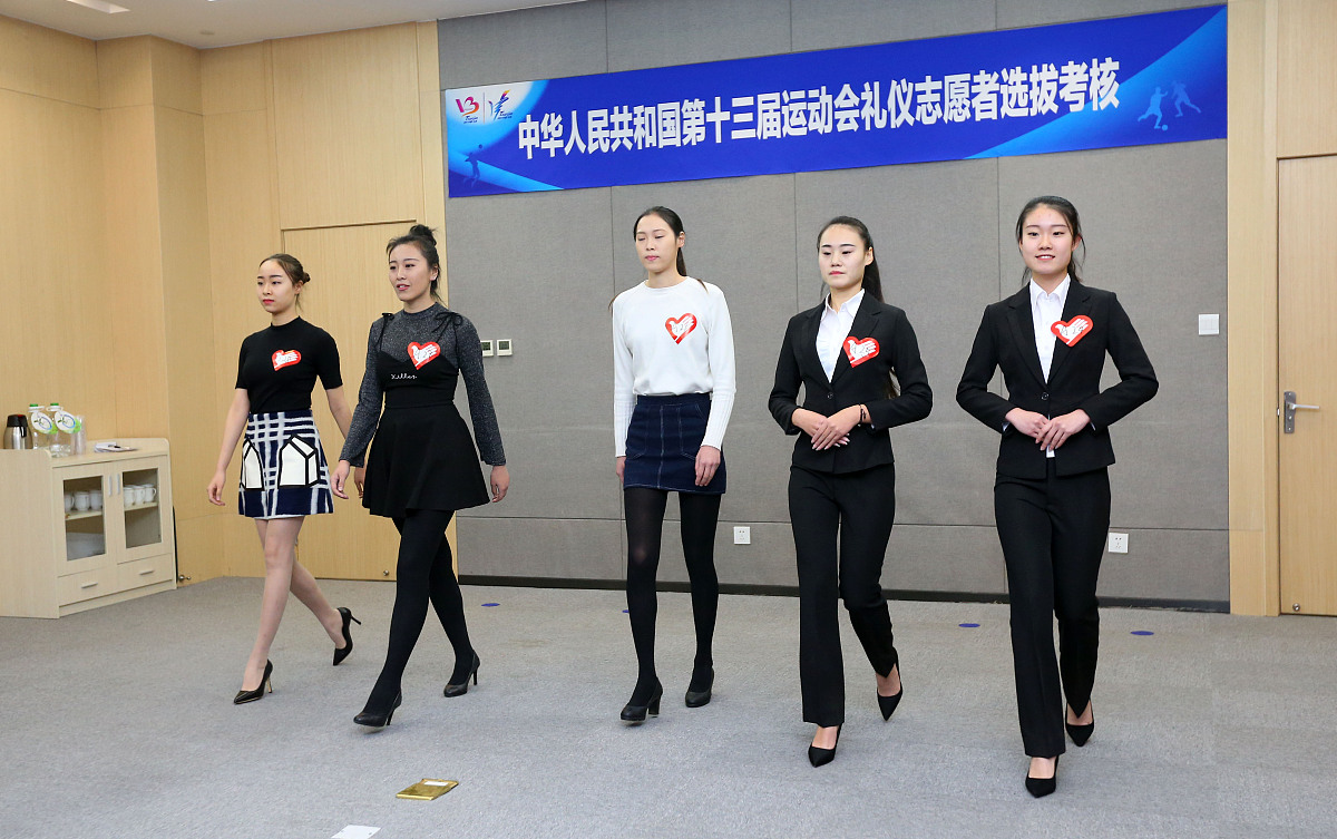 雪诗雅服饰实习日记一：初识团队，满怀期待