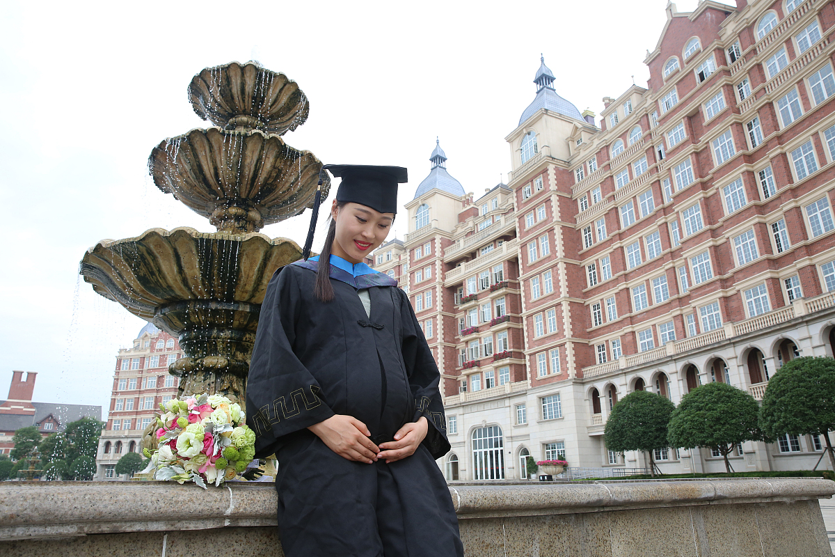 初中毕业生适合报考航空专业吗？