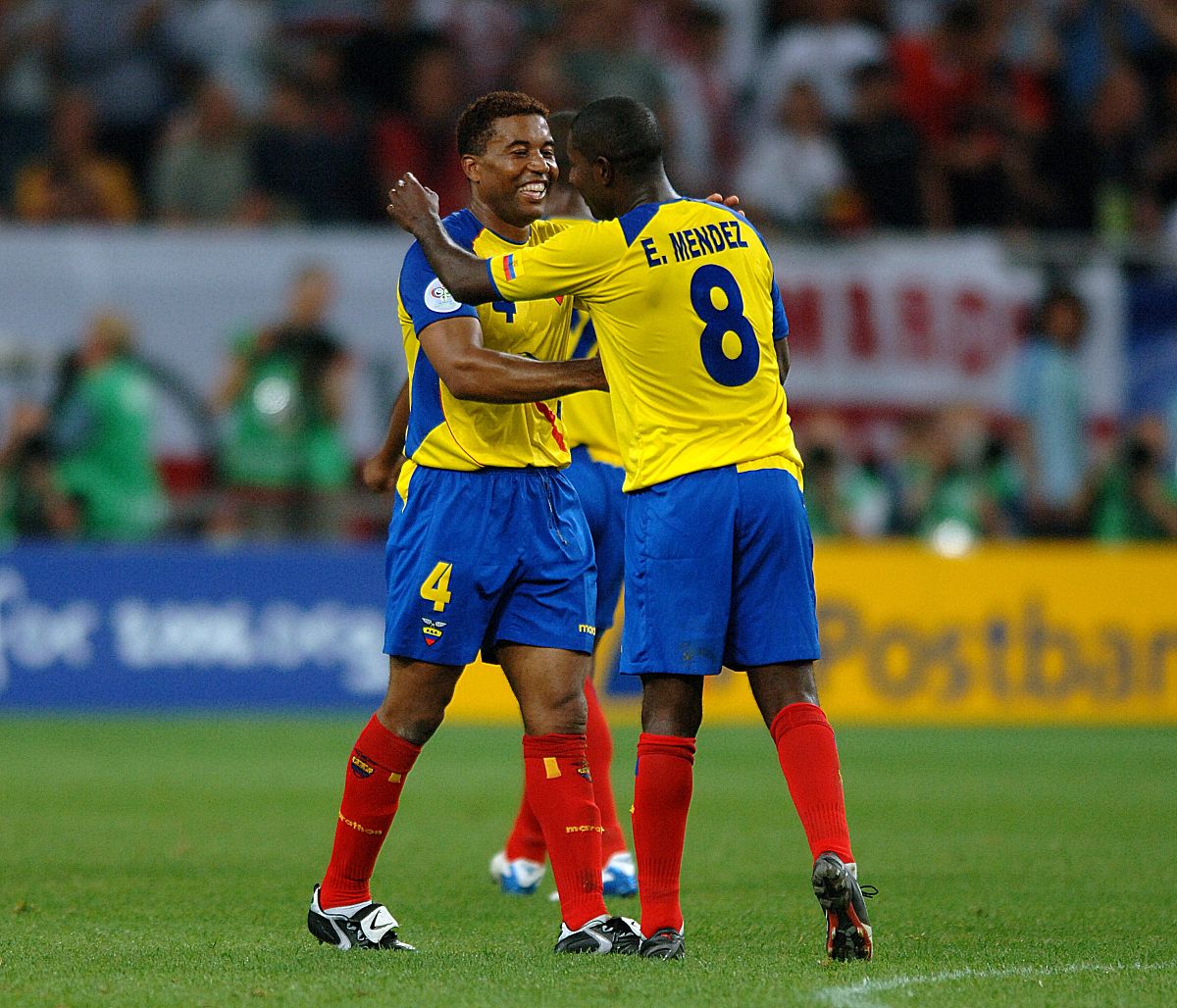 mendez celebrate after the game+++_+++<strong>世界</strong>杯,足球,德国,哥斯达黎