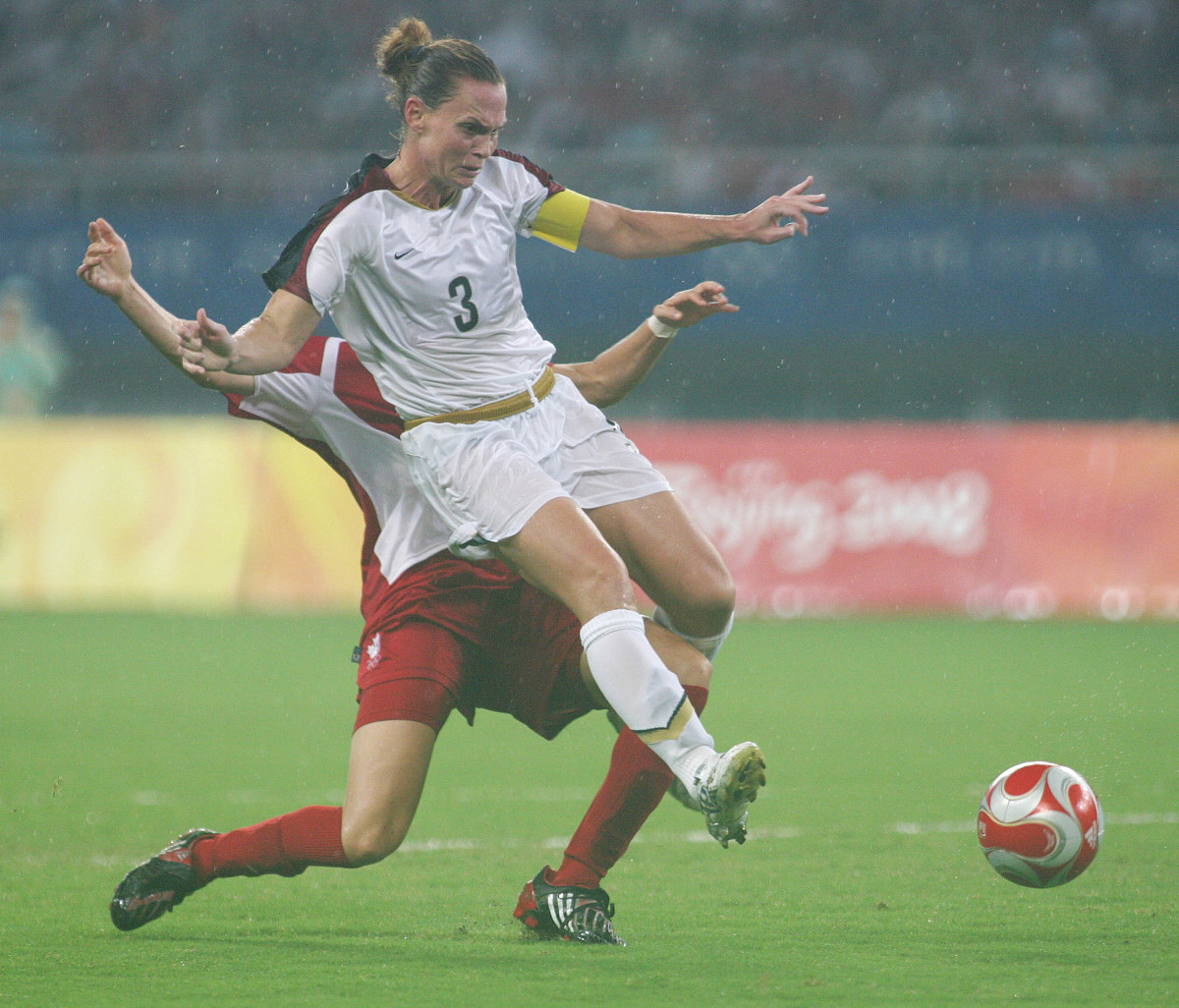 2008年8月15日,上海体育场 ,奥运足球女子1/4决赛第19场,美国vs加拿大