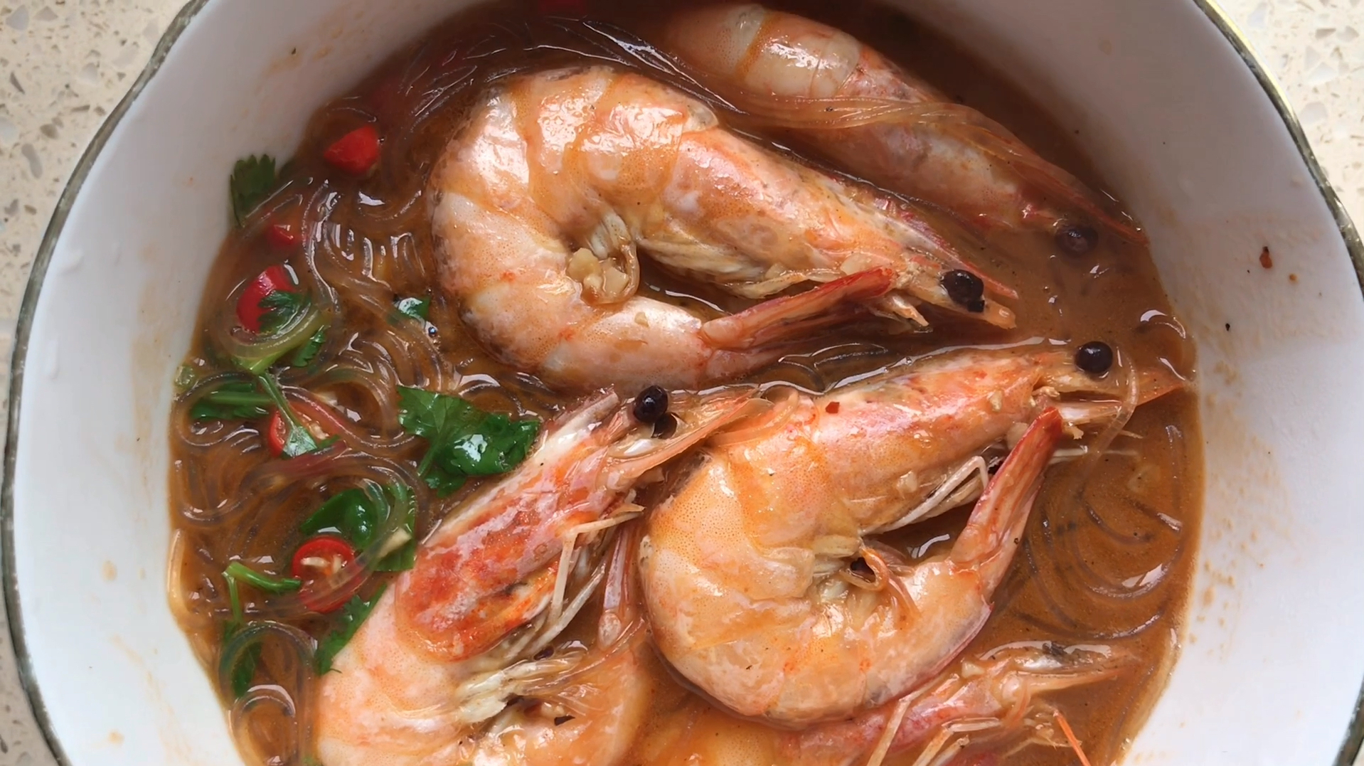 超级美味的鲜虾酸辣粉丝汤,不好吃你打我