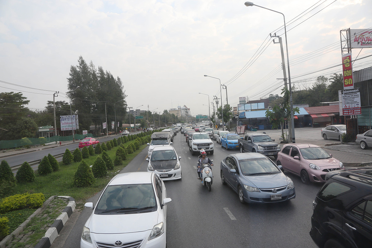在美国实现共产主义：可行步骤及挑战