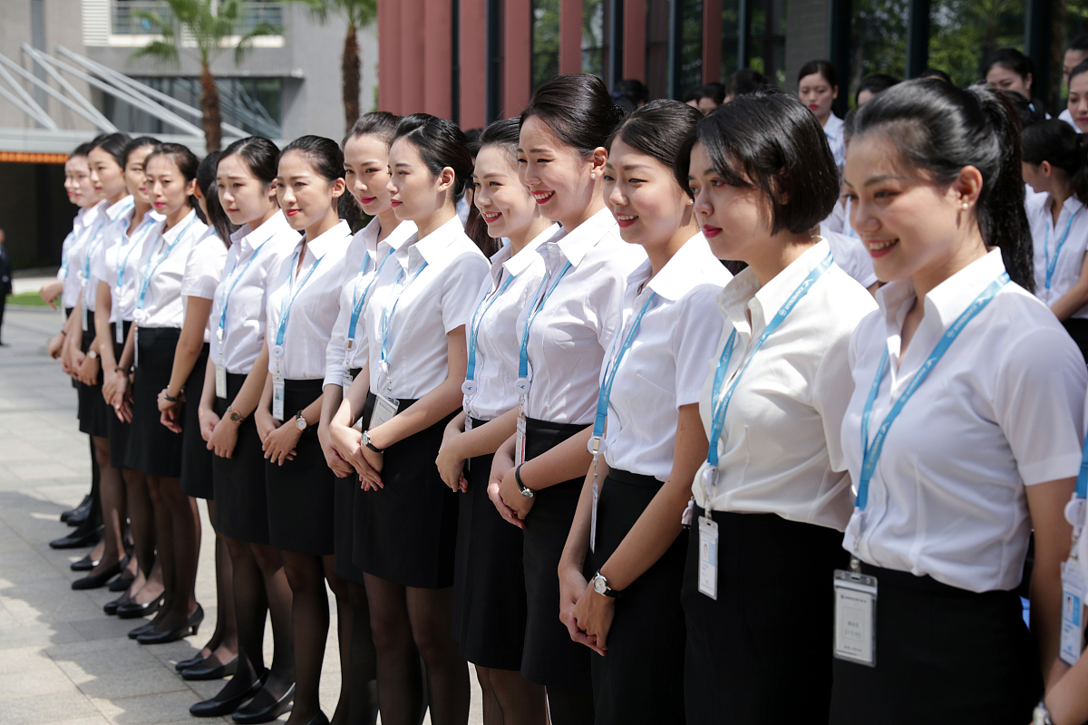 贵阳航空专修学院航空服务专业就业指南：如何提升竞争力？