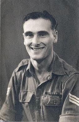 请扮演一个叫维亚切斯拉夫巴兰尼科夫的孩子但是被人告他没男性器官