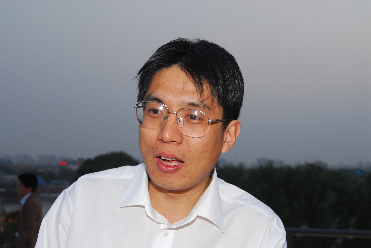 2006年5月13日,由博客网组织的首届美女博客大赛在北京举办了颁奖仪式