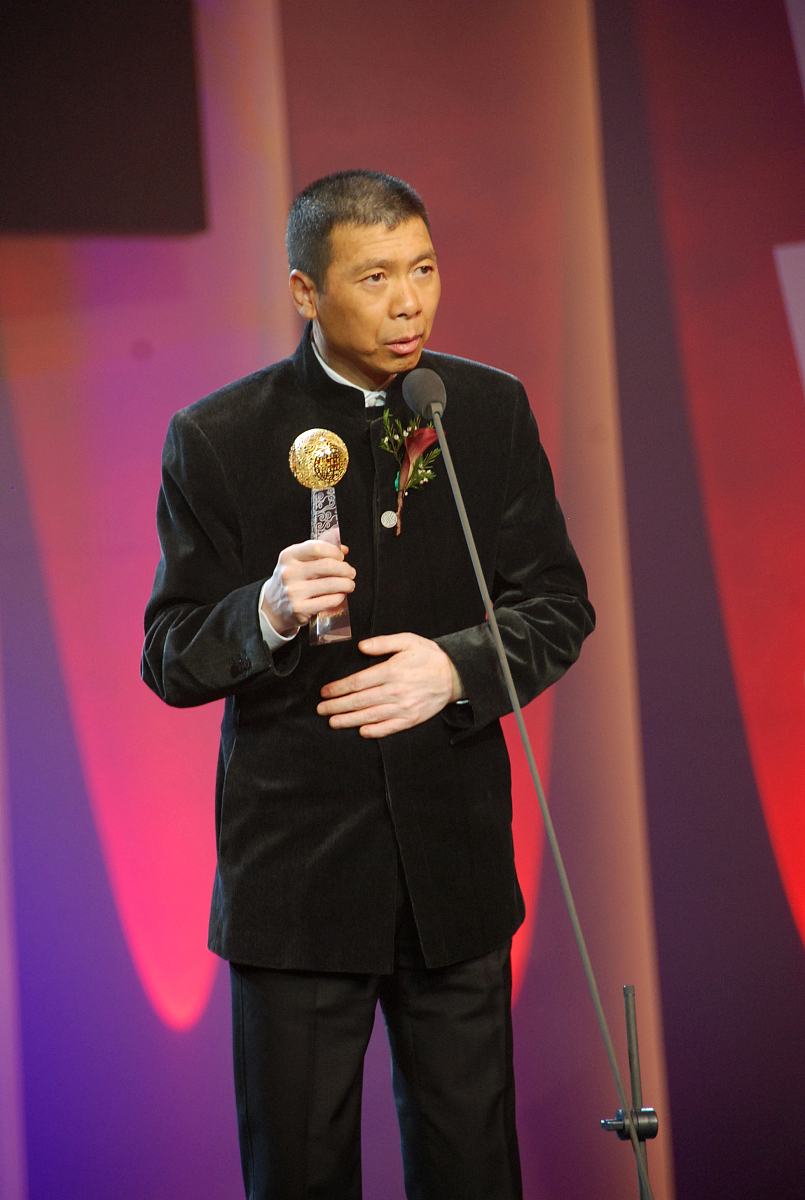 晚上好，有什么能帮您的吗？