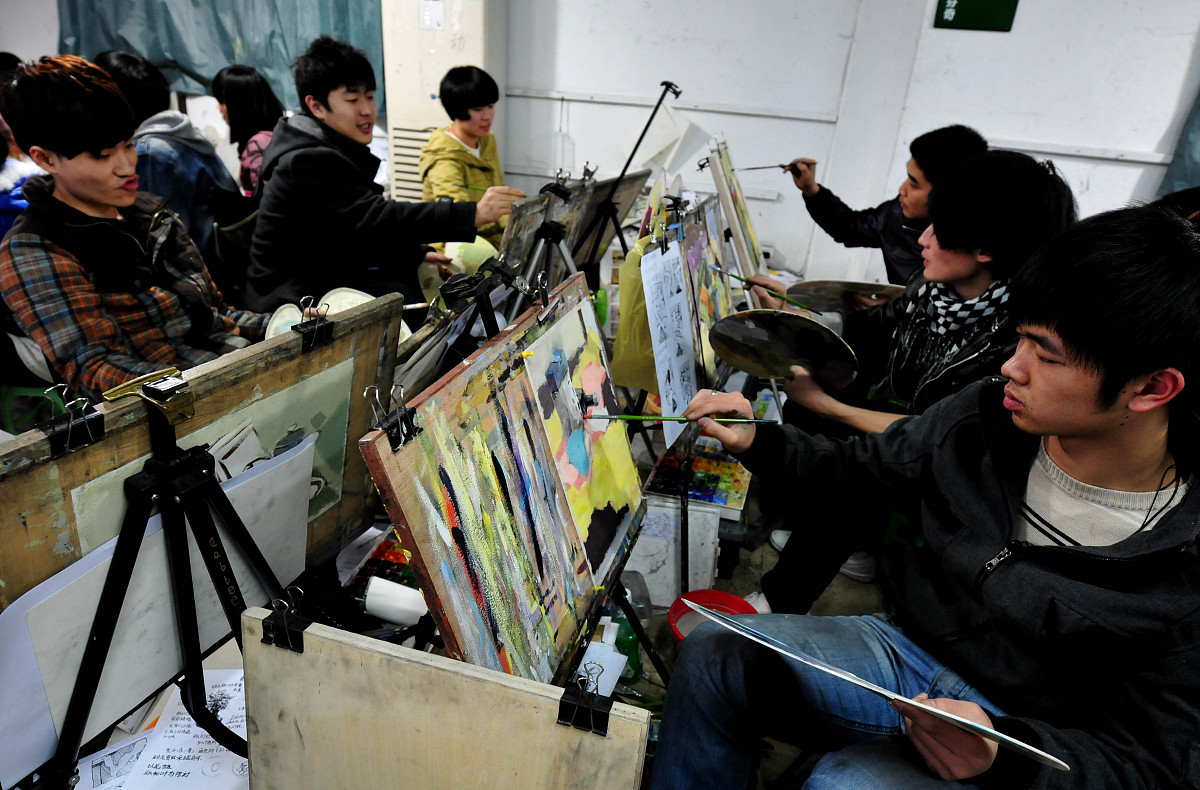 湖北美术学校2021年招生简章 - 报考指南及专业介绍