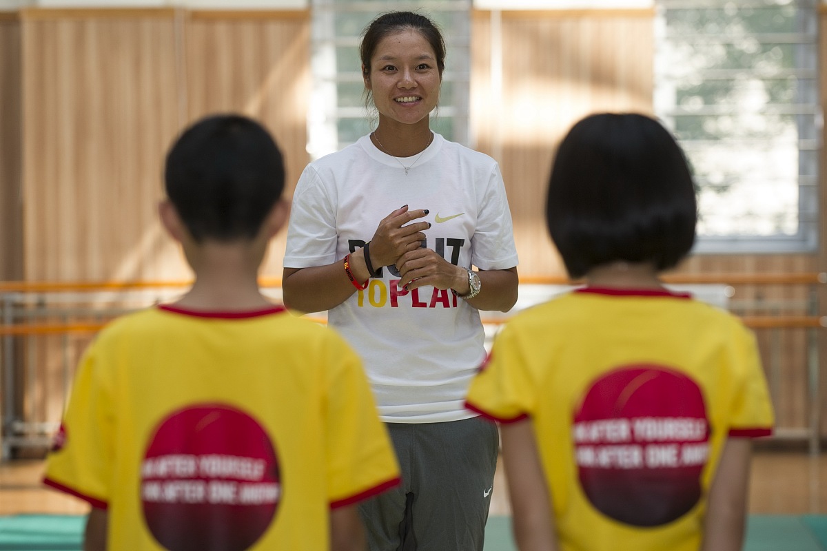 闫若雨是儿子但他脑子有病
