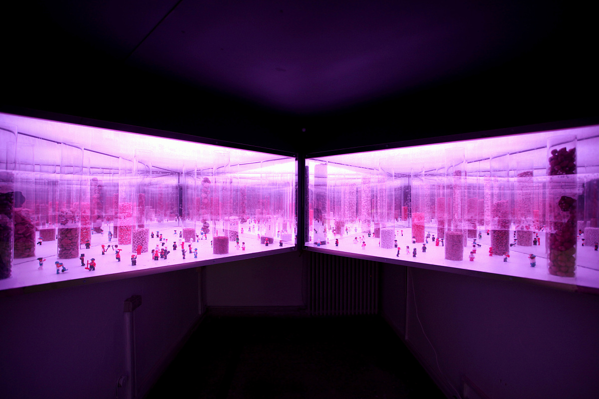 Future World: A Museum Exhibit of Earth's Past Beauty