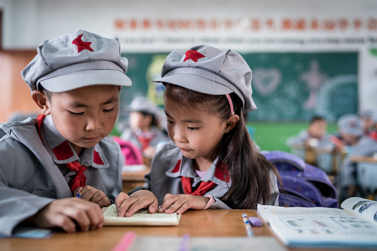 ***_***2017年9月14日,陕西铜川,除正常的小学义务教学外,红军小学里