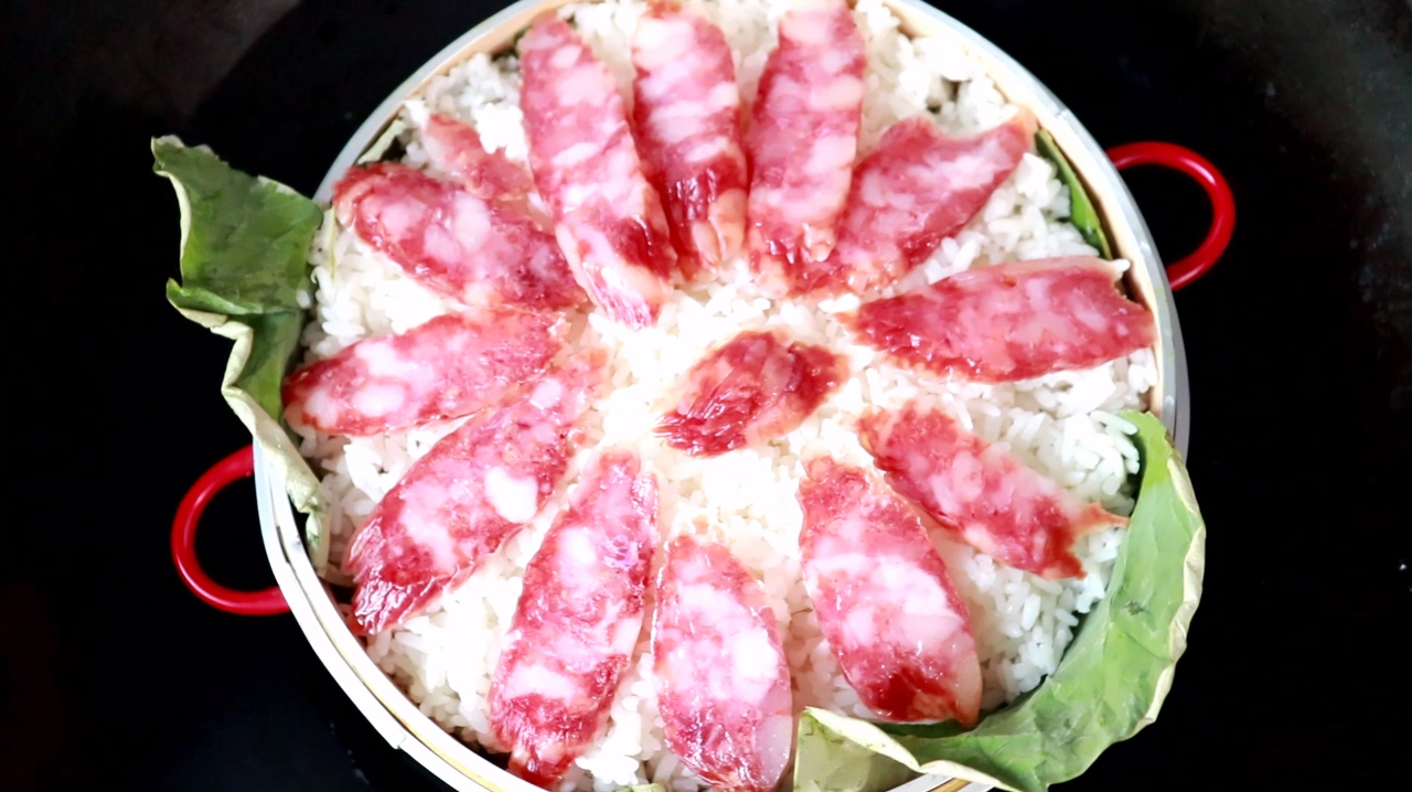 广式荷叶蒸笼饭,在家也能做,蒸上一笼吃到打饱嗝
