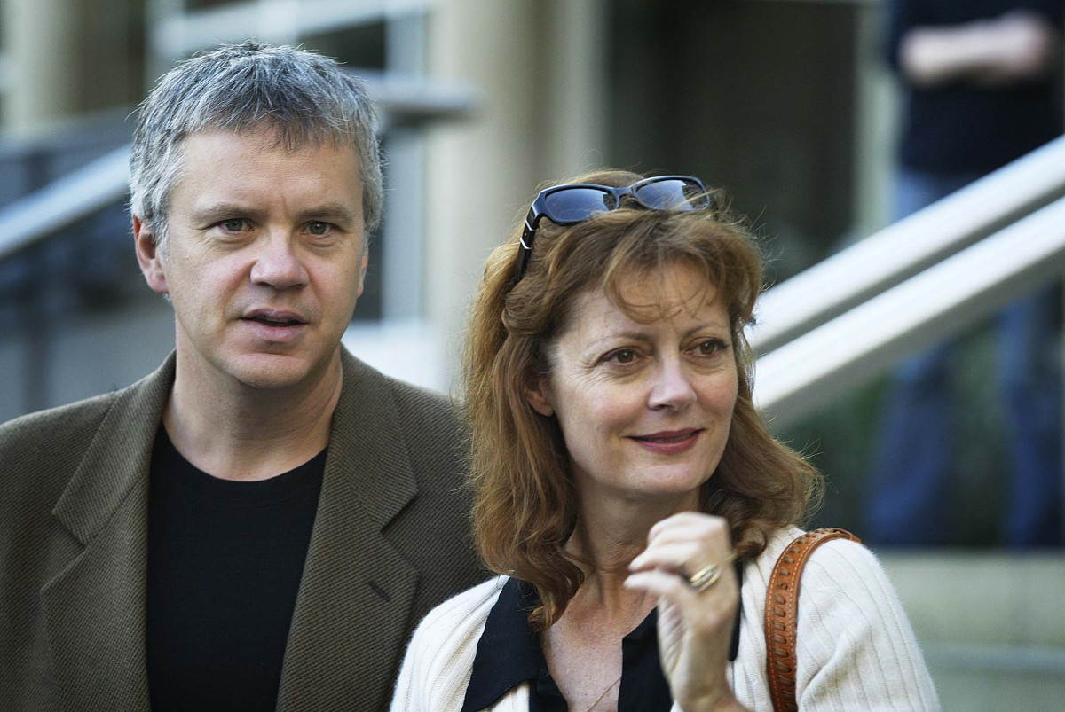 希望之光：深入解读《肖申克的救赎》的人性与救赎