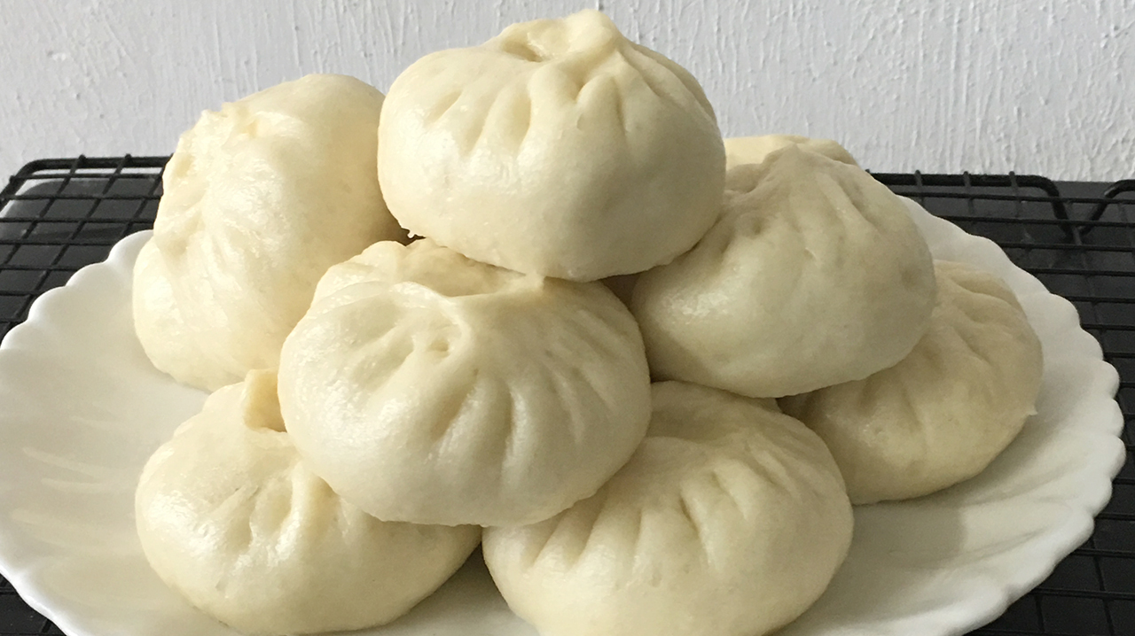 素包子皮薄大馅不变形的秘诀,不塌陷不回缩,青菜翠绿,做法简单