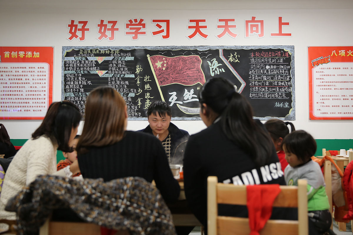 听党老师对于小学英语作业设计和课堂反馈的演讲的感想写300字【深层理解】哪些内容对你有深刻的触动或启发？为什么？