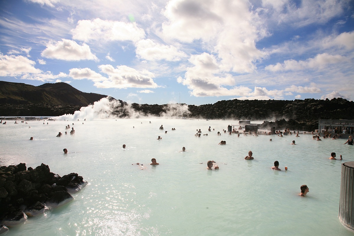冬季云南旅游攻略：必备体验，玩转雪山温泉与美食