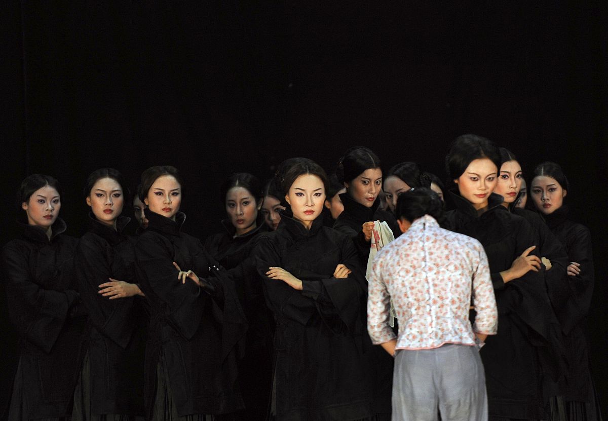 沈阳市轻工艺术学校2022年咨询网站多少？