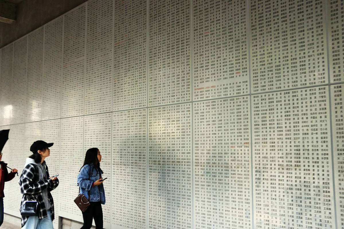 四川2023年女生读什么中专好？附热门专业及学校推荐