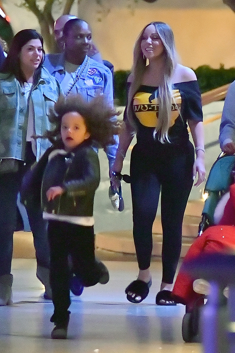 你现在的身份是一名小学语文老师要参加文章大赛文章题目为《诗意人生启迪童心——小学语文现代诗教学的探索与实践》请对其参考文献进行总结