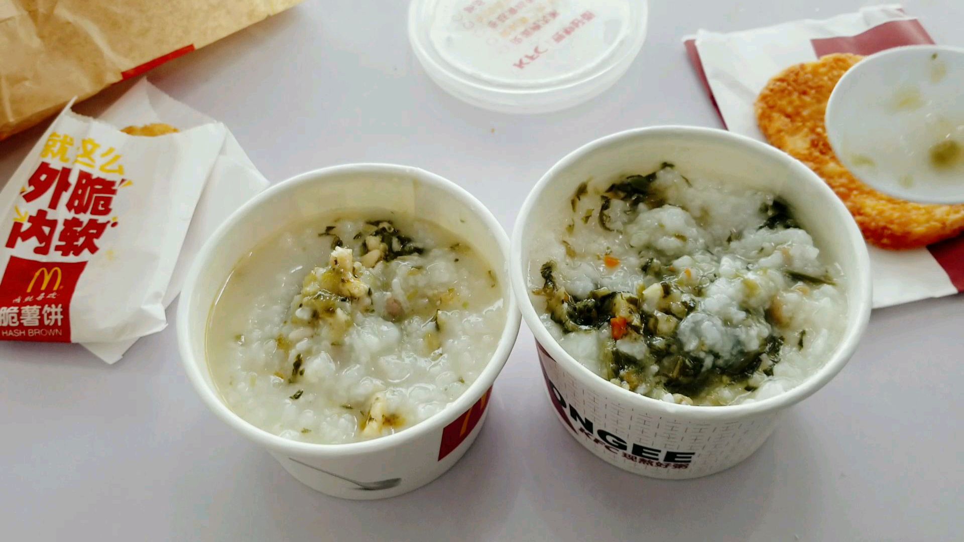 外卖16元“肯德基麦当劳鸡丝咸菜粥”,真的比外面2元的粥好喝吗