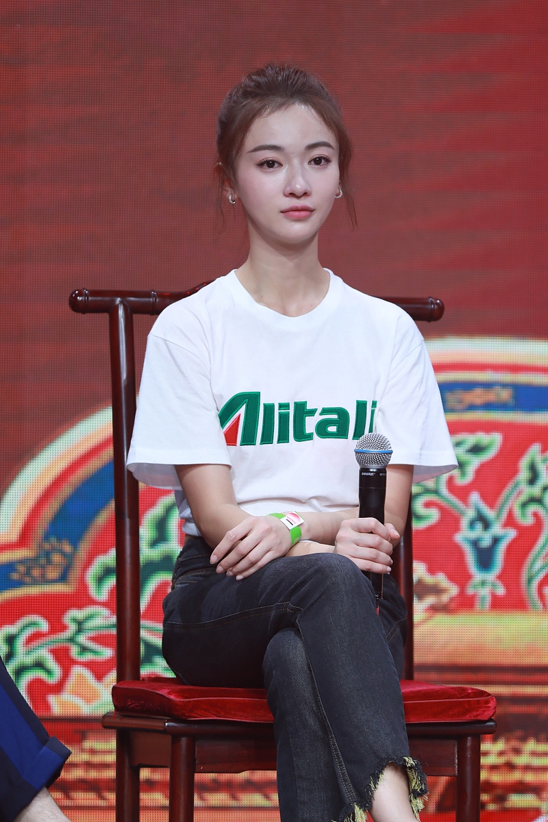 飙泪!《延禧攻略》大结局傅恒璎珞合体 吴谨言许凯相拥发糖