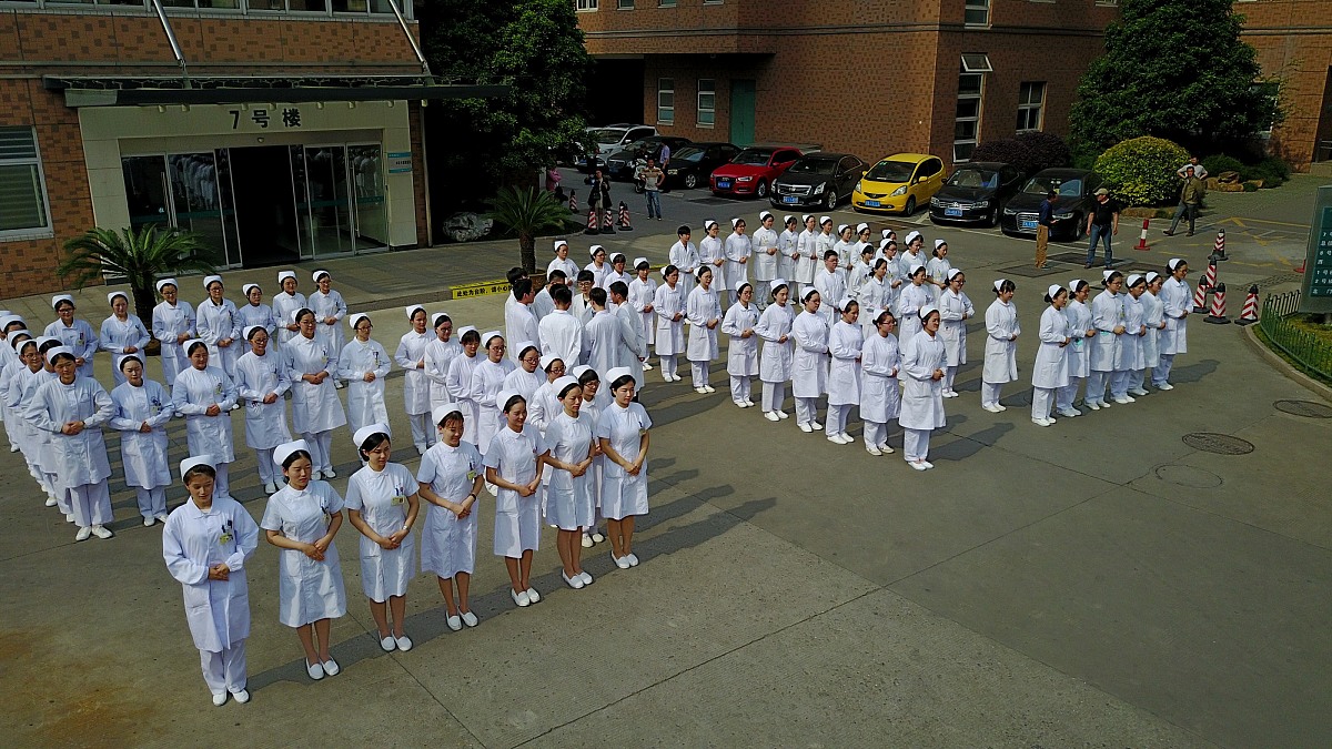 四川希望卫校高级护理专业男生就业前景分析