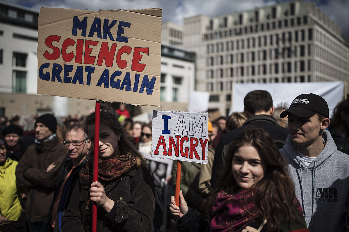 推荐一些适合小学生的科教片