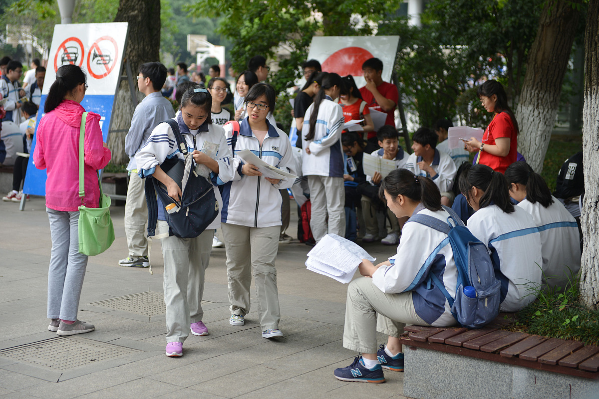 初中生中途辍学怎么办？成都汽修学校学什么？