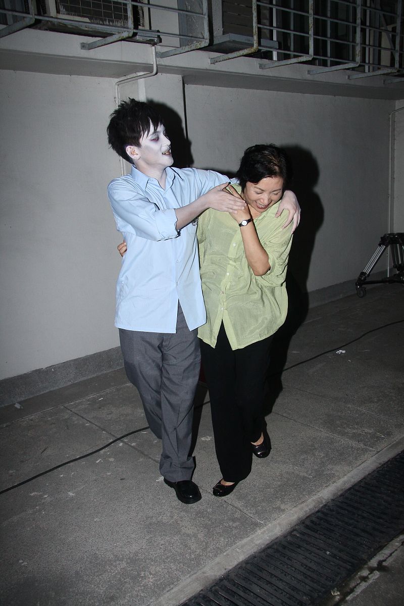 2011年8月31日,香港,电影《猛鬼爱情故事》于西贡一学校进行拍摄.+++_