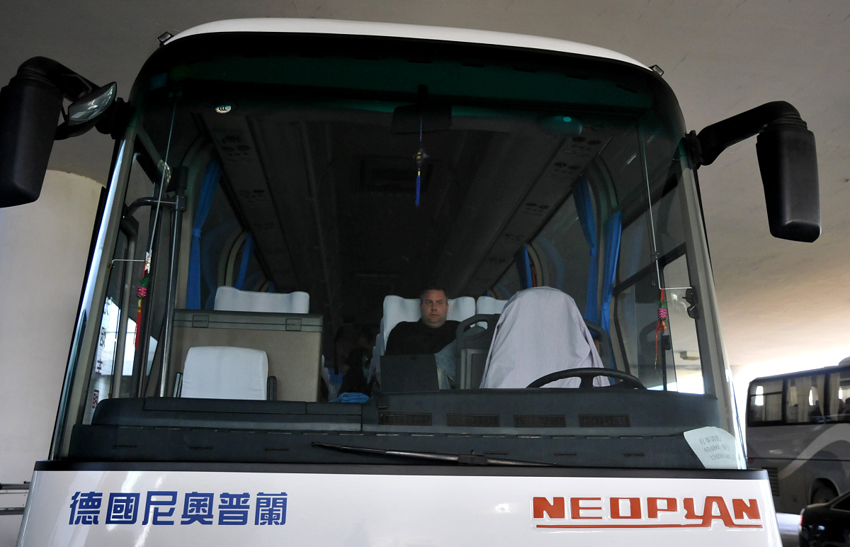 (宁波和杭州平面媒体请不要下载,谢谢)2010年5月30日,宁波,2010男篮热