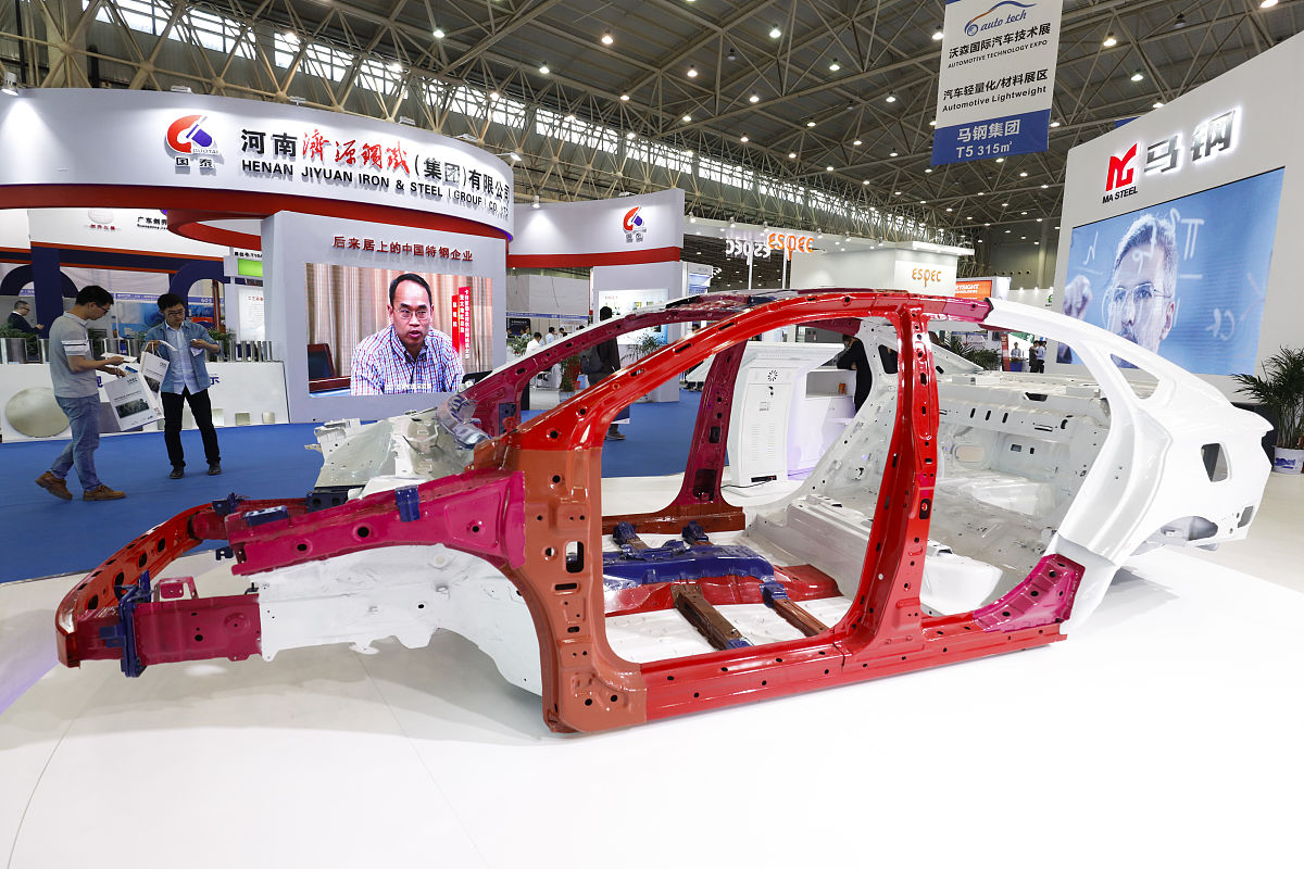 重庆万州技工学校模具制造技术专业：招生对象、课程设置、就业前景