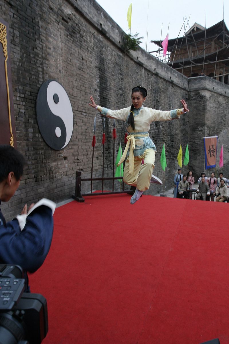 2007年10月9日,邯郸,中国首部讲述太极拳发展起源的30集大型电视连续