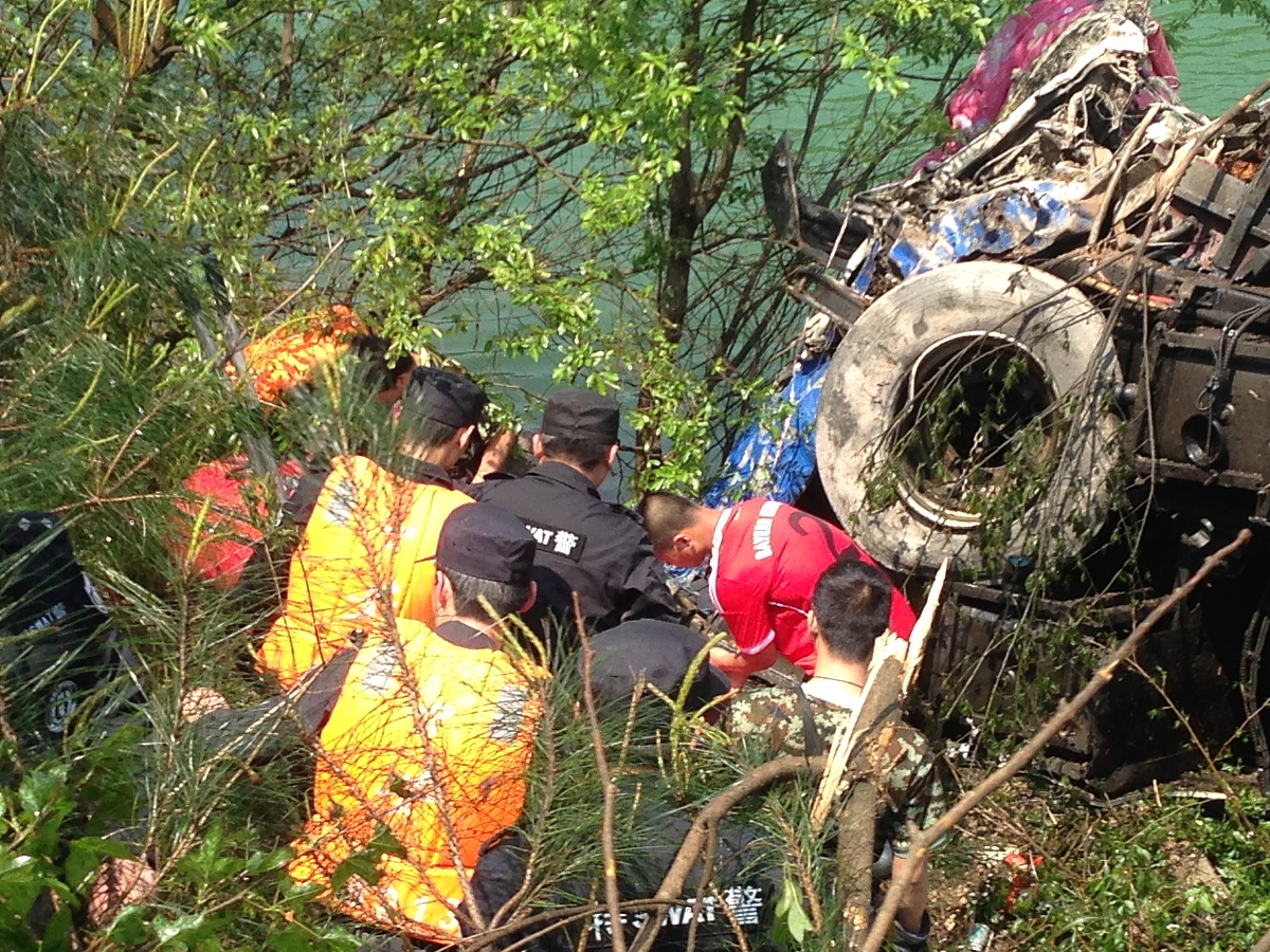 名校研究生登山悲剧:26岁生命瞬间消逝,户外运动安全警钟长鸣!