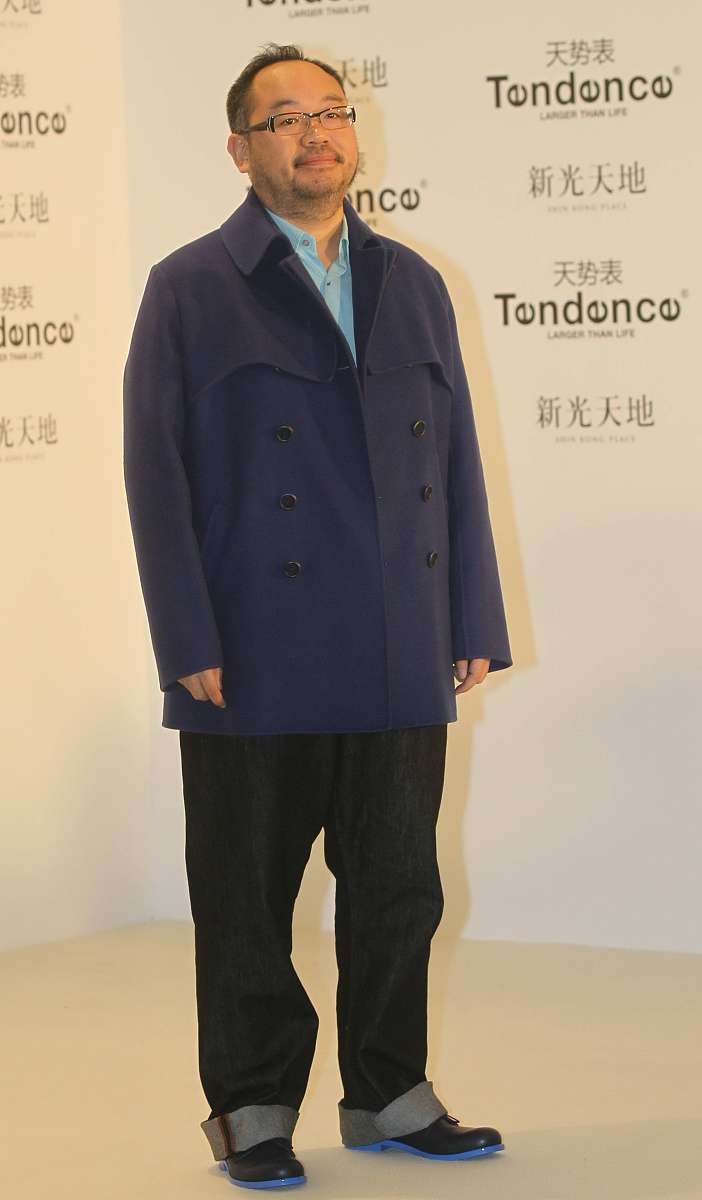 2011年11月3日,北京,明星代理的某著名腕表品牌在北京开店.***_***张
