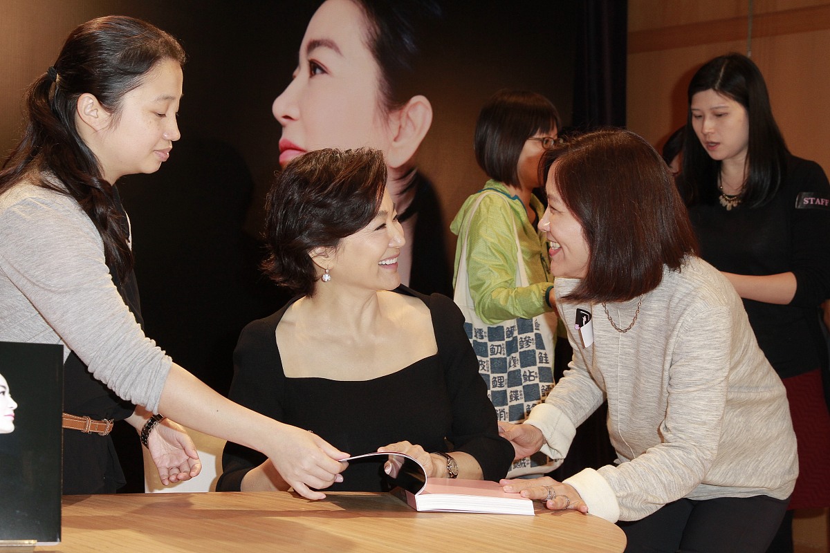 女性回归家庭会影响女性价值实现吗？ | 辩论观点分析