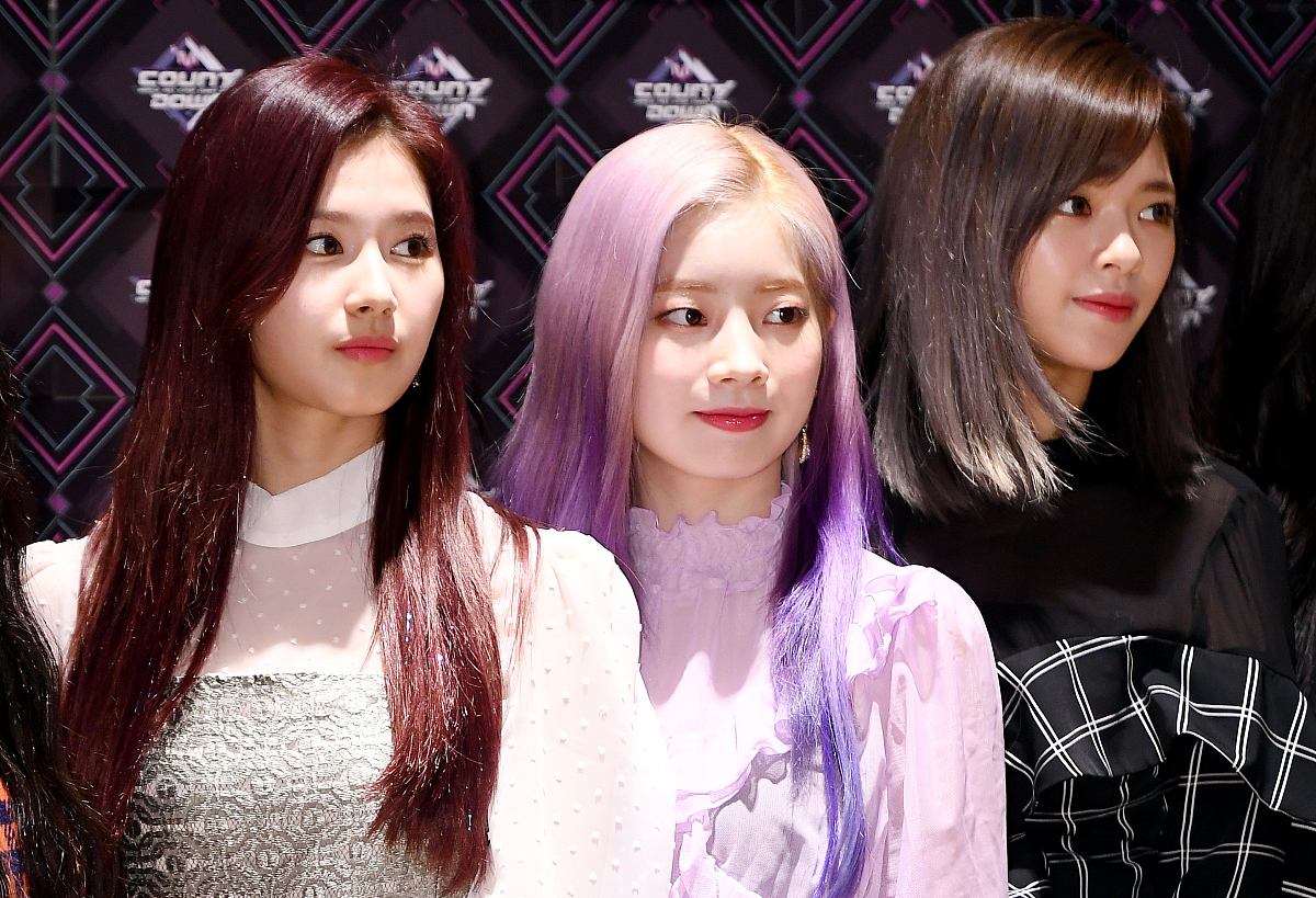 2018年11月8日,韩国首尔,明星参加《m! countdown》节目录制.***_***t