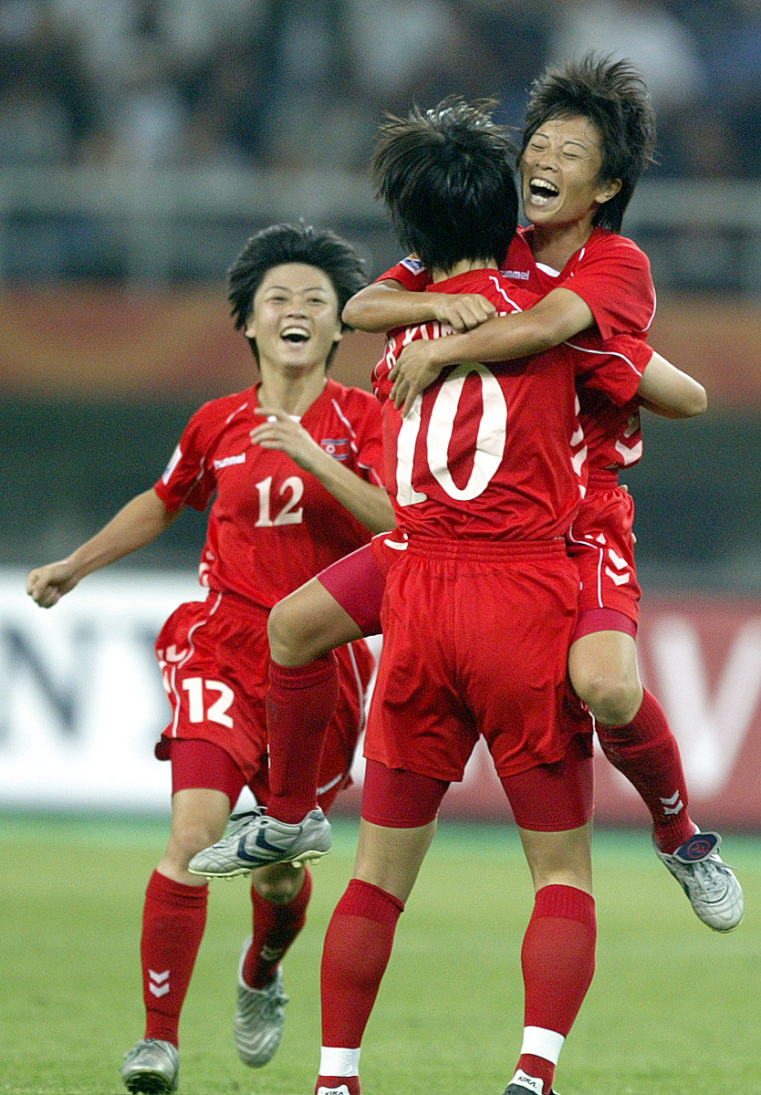 2007年9月18日,天津,女足世界杯b组小组赛,朝鲜国家女子足球队对阵瑞