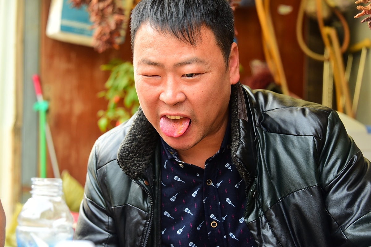 ***_***2017年11月11日,河南新郑市龙湖镇沙窝李村,一位来自重庆的男