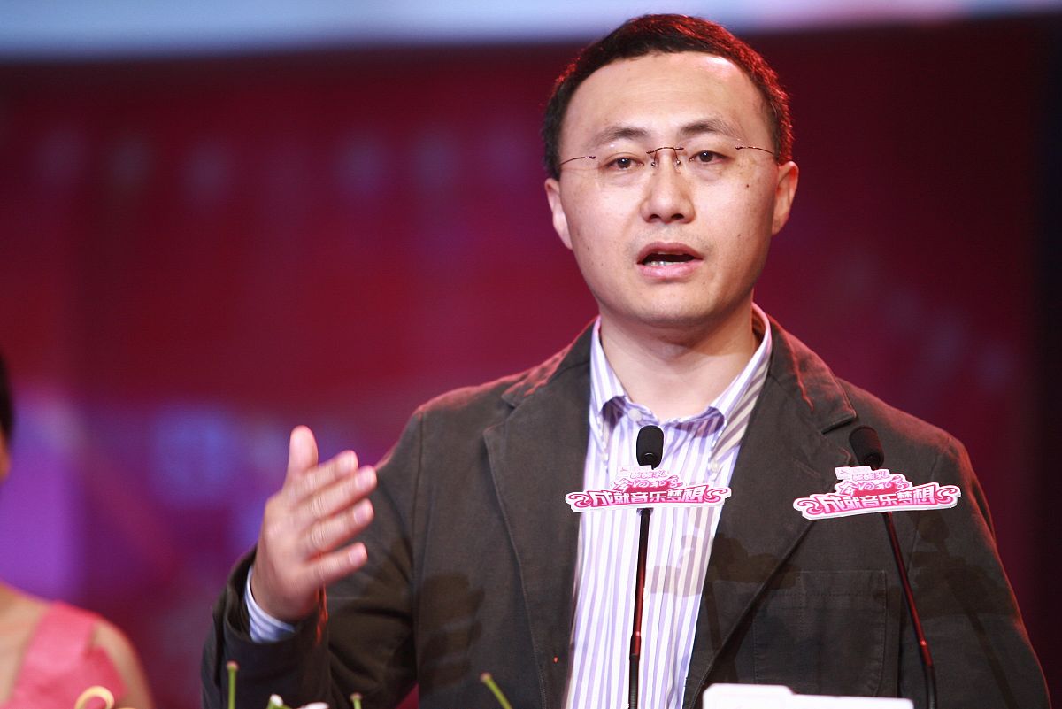 新浪微博CEO王高飞为何被称为‘夹总’？