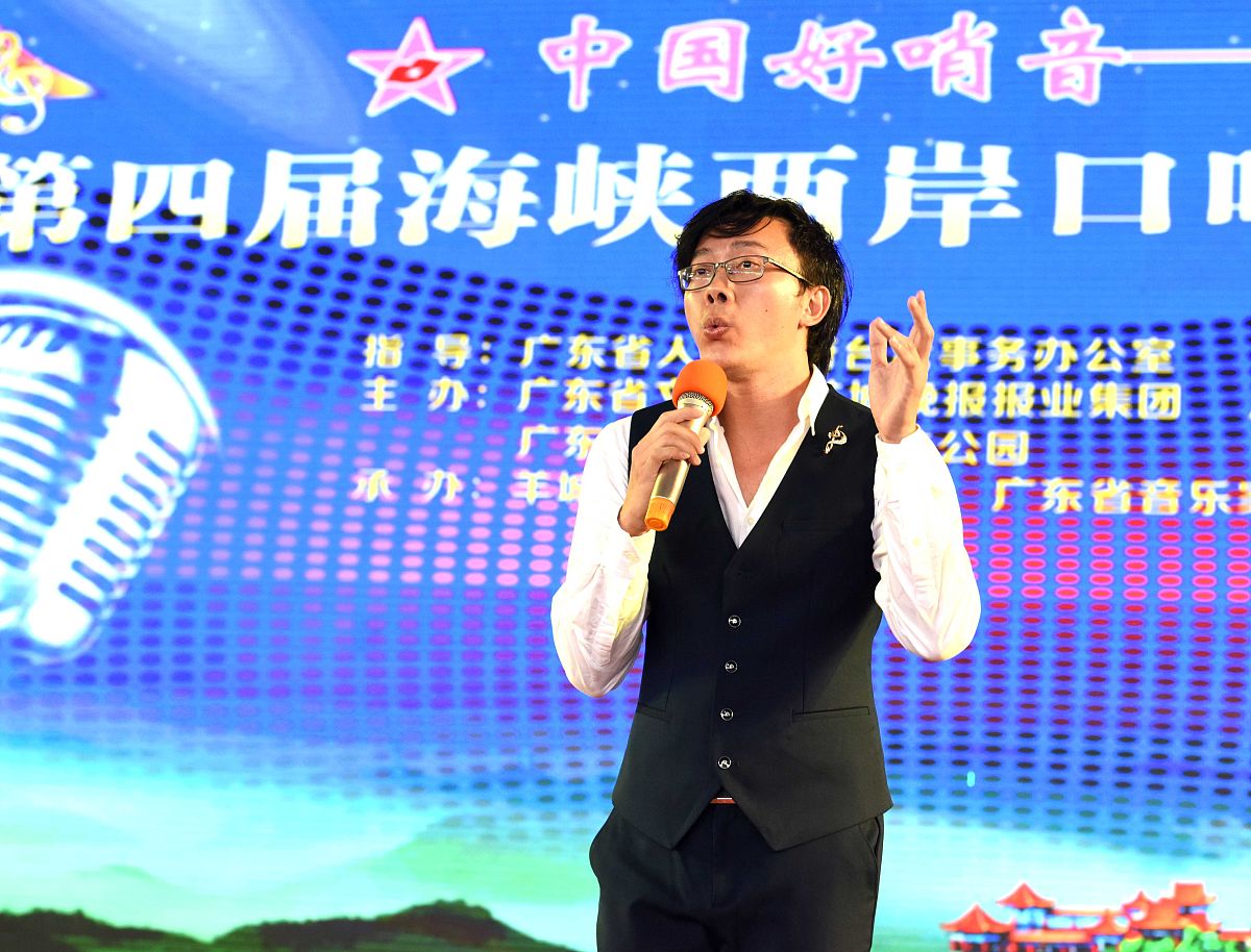 请帮我写1篇600字博客文章主题是：如何锻炼口才