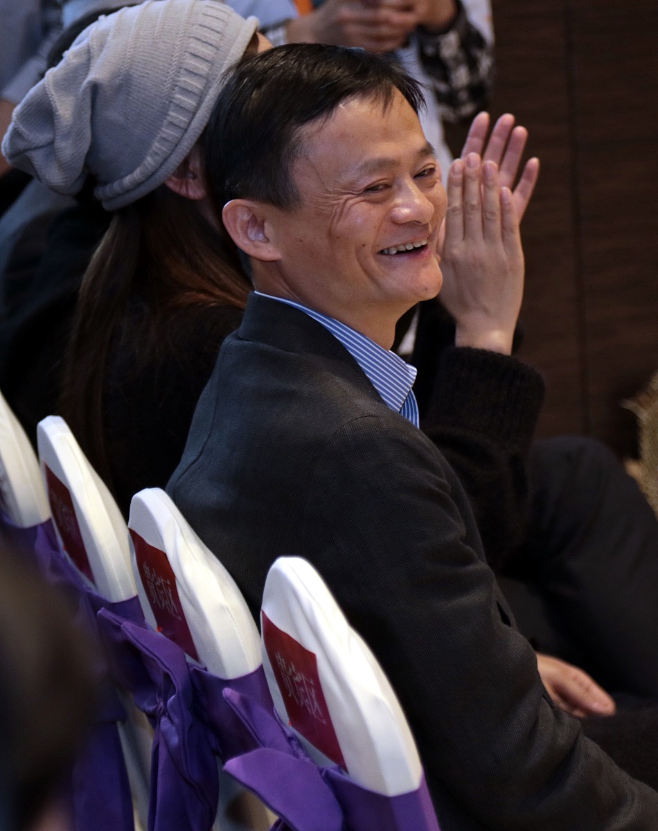2015年02月15日,浙江杭州,"薇爱之力,为爱扎堆"100万扎堆公益基金捐赠