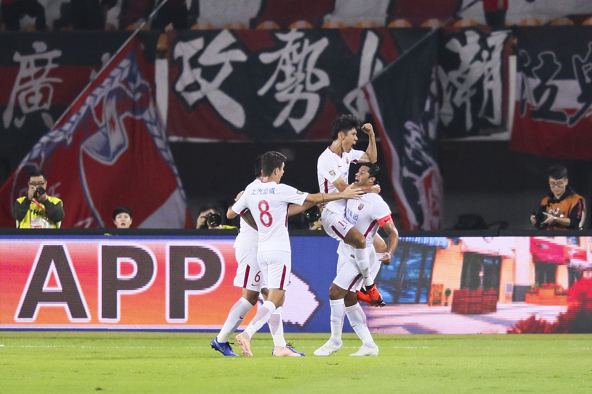 2018中超第28轮:广州恒大淘宝4-5上海上港