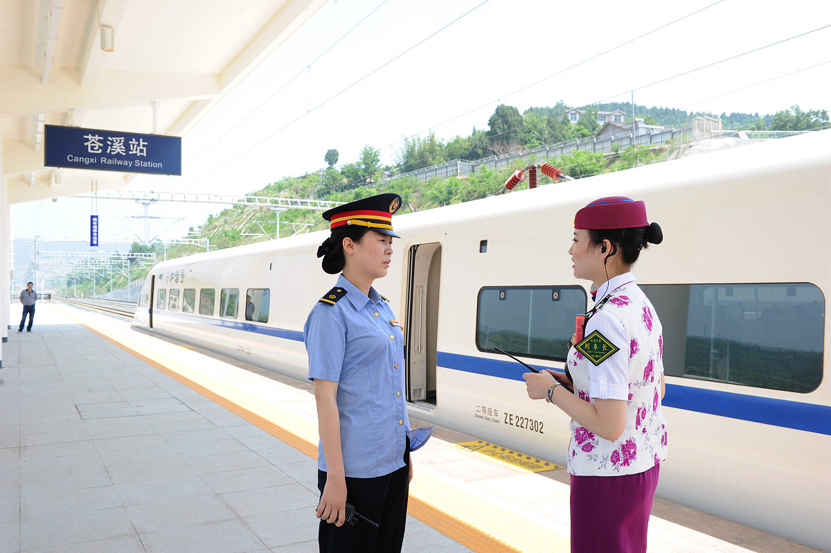 初中生成绩不好可以报读到成都铁路局运输学校吗