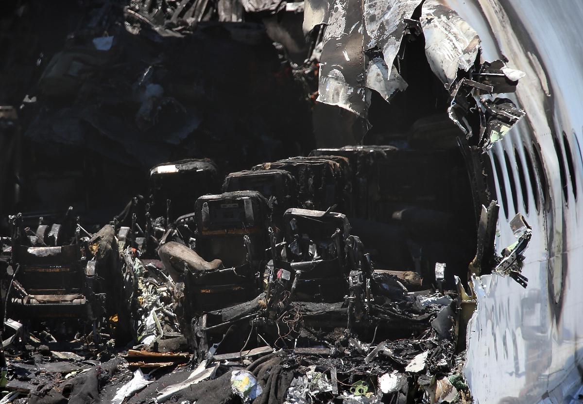 韩亚空难首个赔偿协议达成，金额未公开