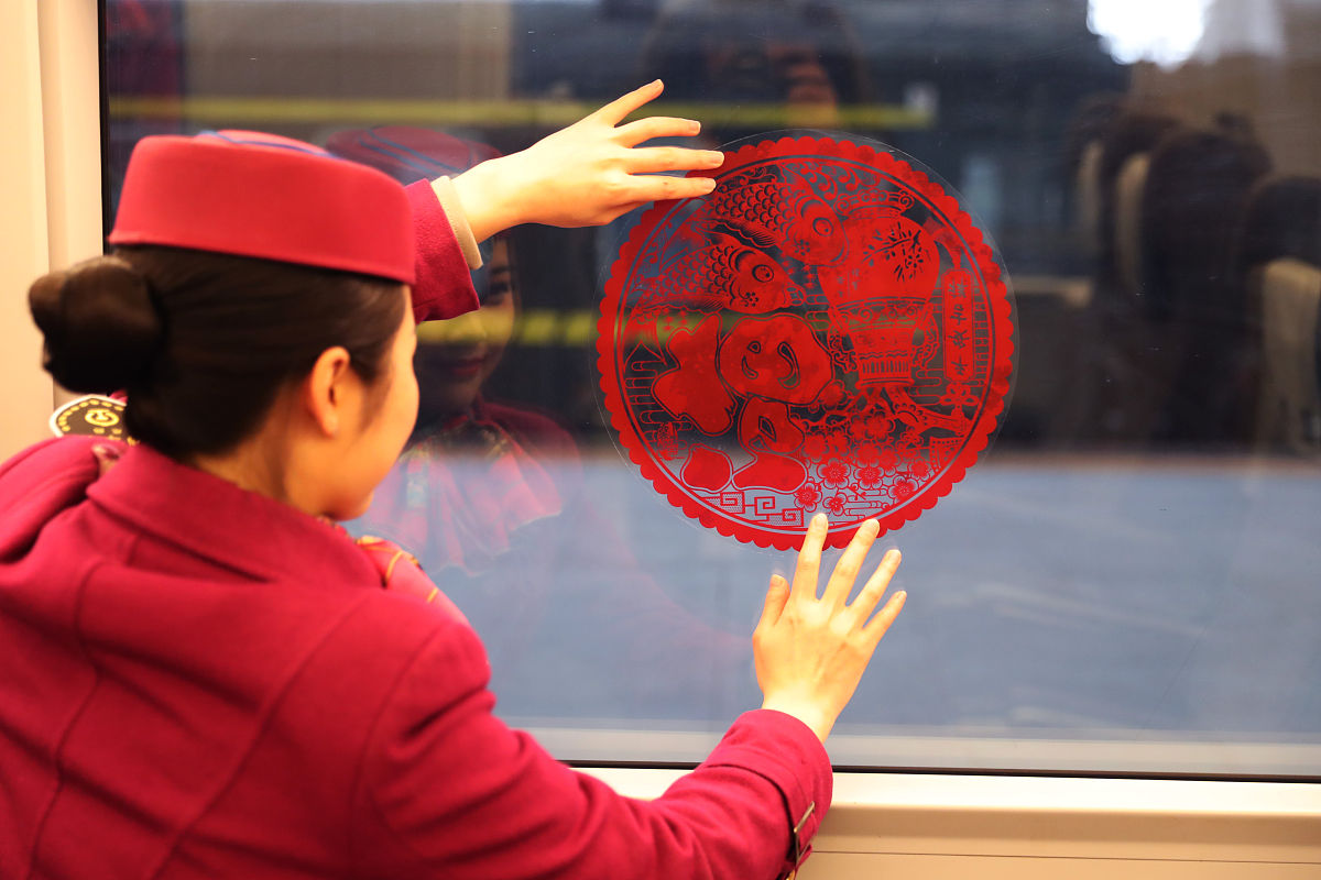 重庆铁路学校高铁乘务专业招生要求 - 成为高铁乘务员的条件