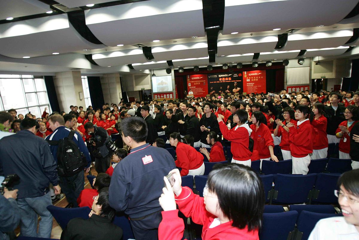 你现在的身份是论文作者请撰写招商信诺人寿保险公司营销人员培训体系优化的组织保障措施请尽量增加案例和数据进行说明和辅证 61组织保障