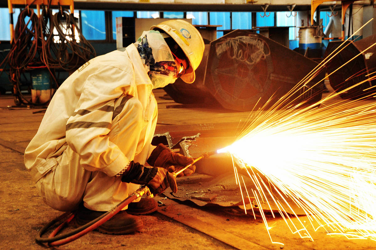 切割废铁作业安全环境风险评估范例：详细指南和措施