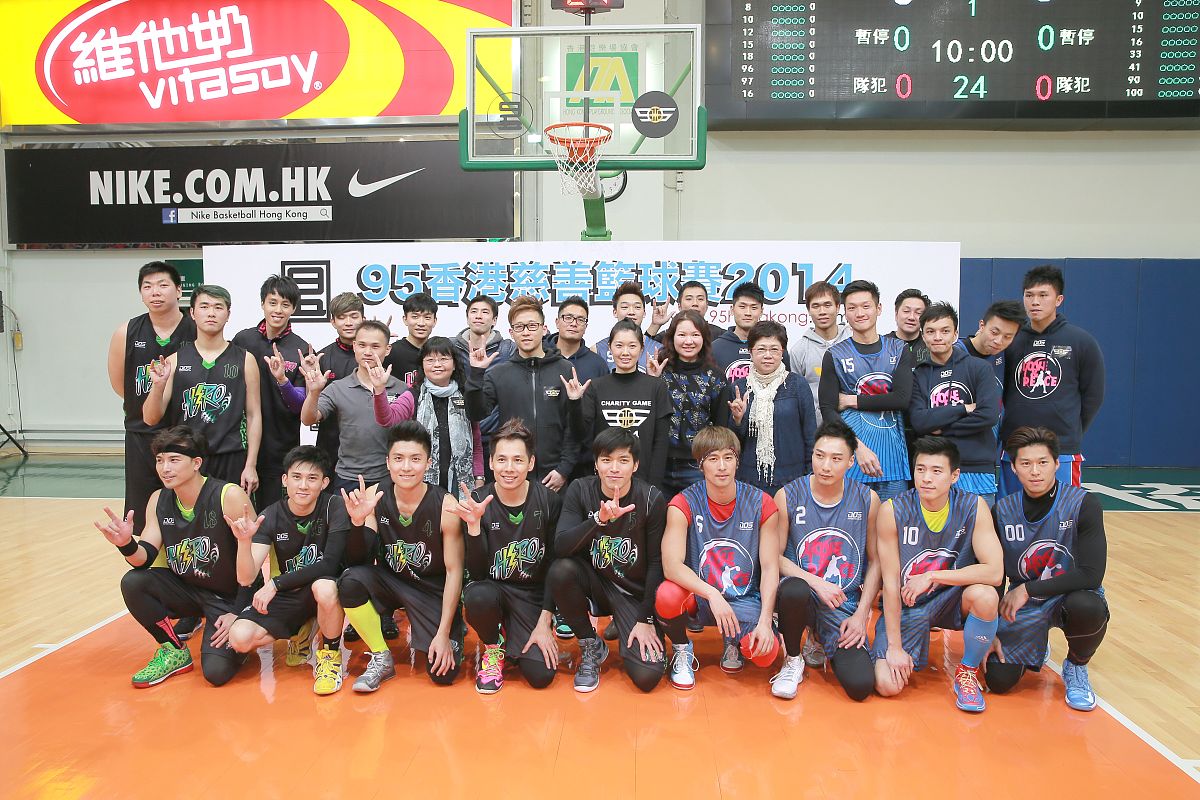 香港二队默契配合夺团体冠军，五项冠军彰显实力提升