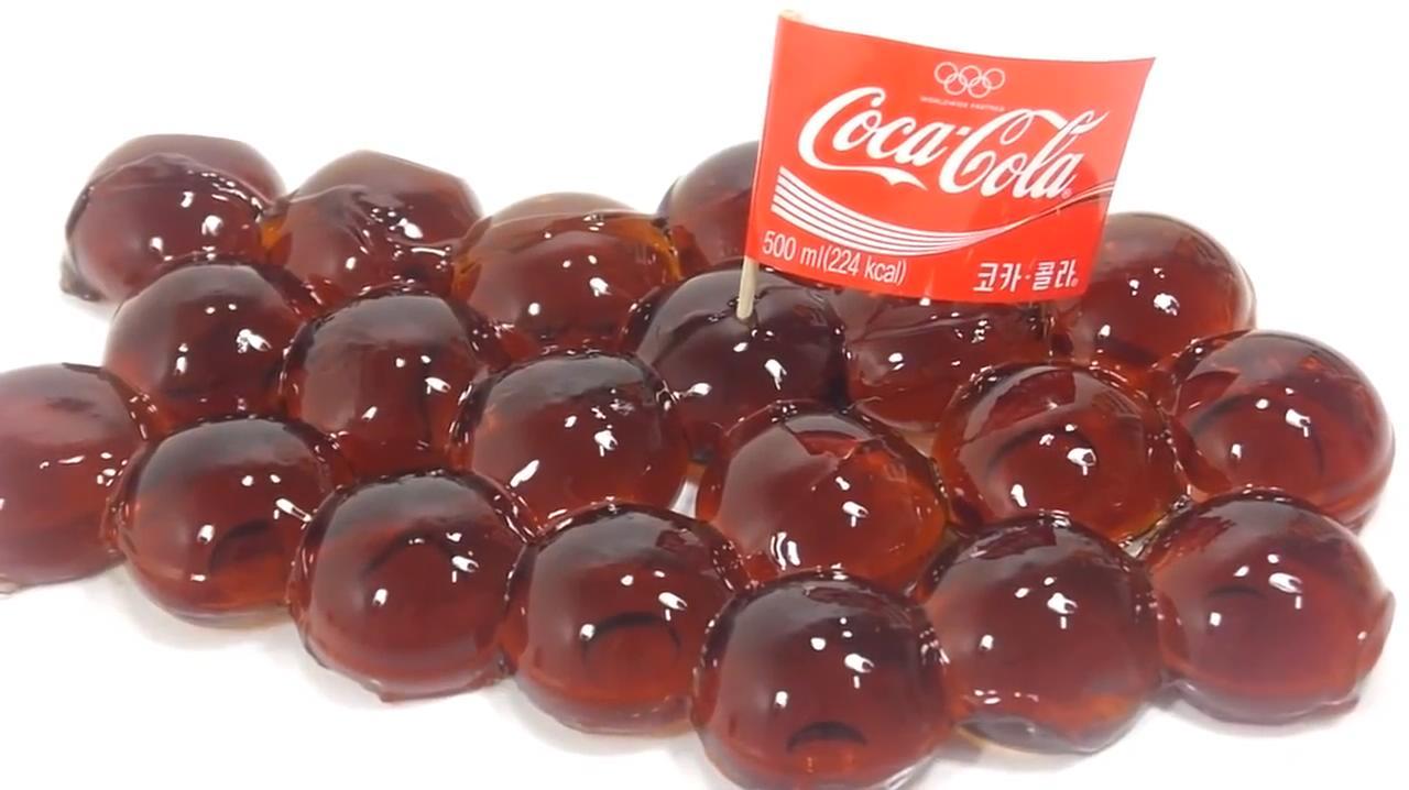 一口一个的可乐水宝宝,还能吃下去,看完好想做一个!