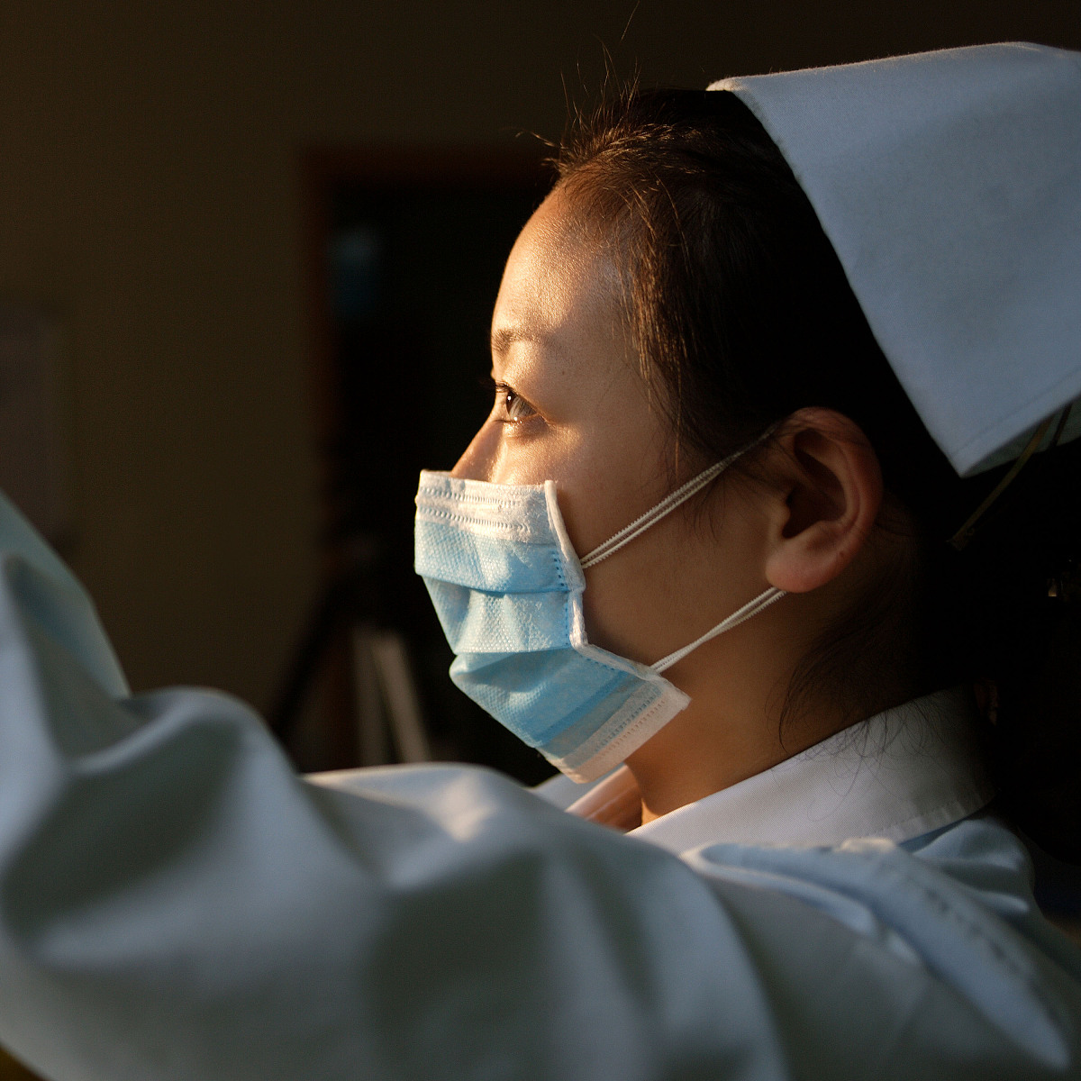 2020年重庆卫校学历价值分析：护士职业前景如何？