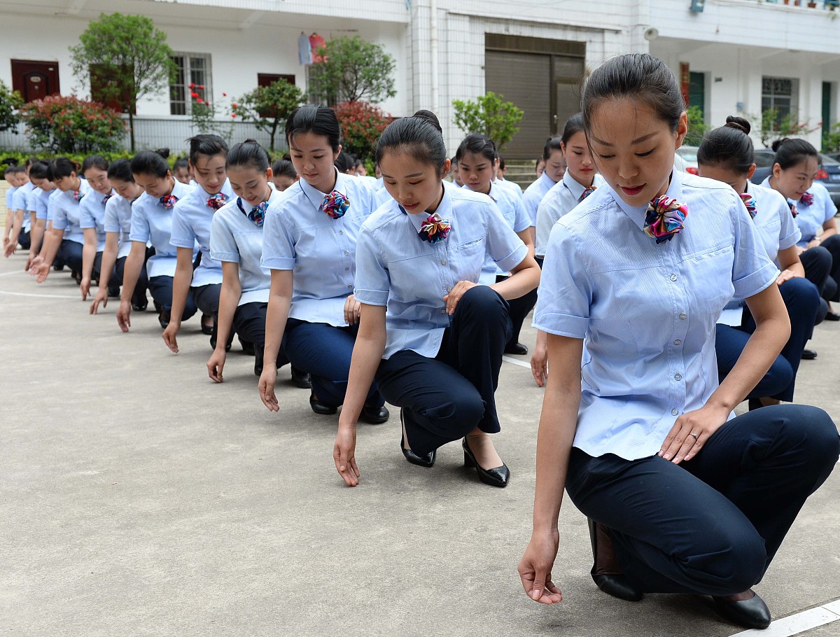 贵州省邮电学校航空培训班：优质师资、先进设施，助你开启航空梦想